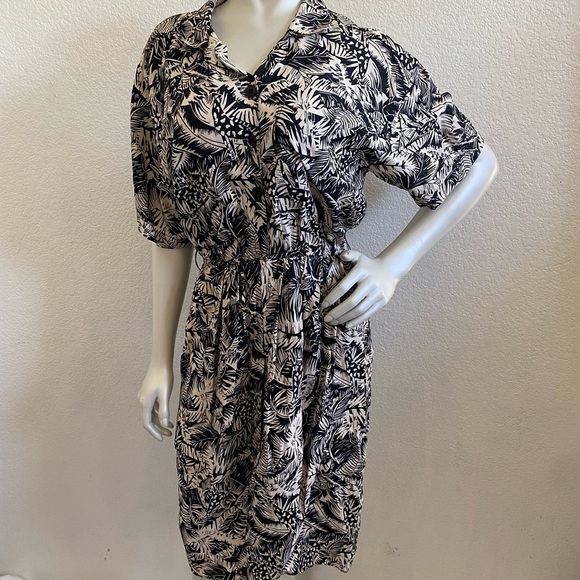 Vintage Carol Anderson  Short Sleeve Collared Midi Dress size 10 - Picture 13 of 13